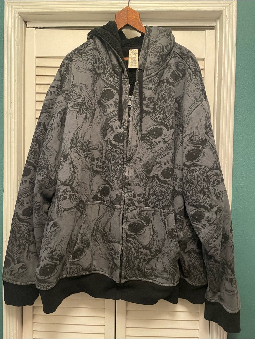 Faded Glory Gray Skull-Print Zip Hoodie Jacket